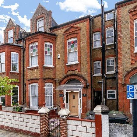 One Bedroom Flat In The Heart Of Brixton ลอนดอน ภายนอก รูปภาพ